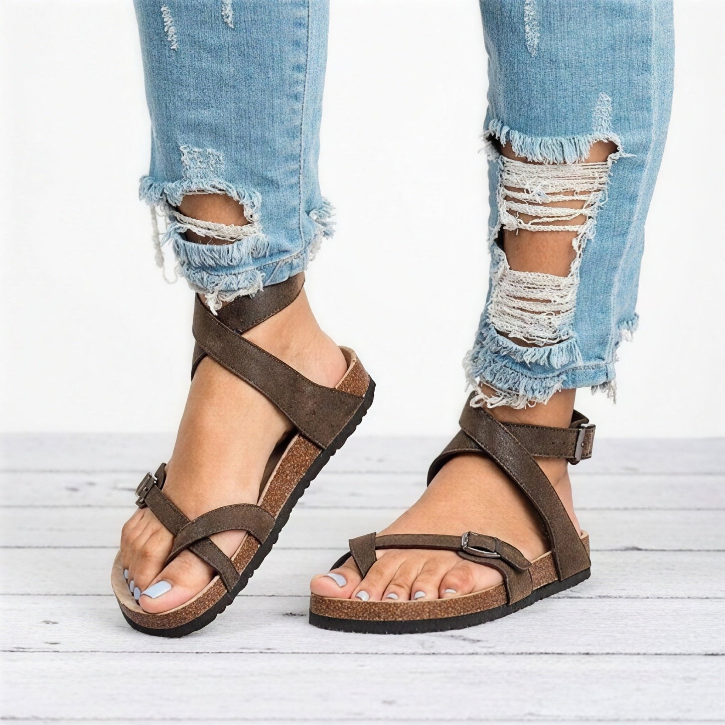 Summer sandals with straps